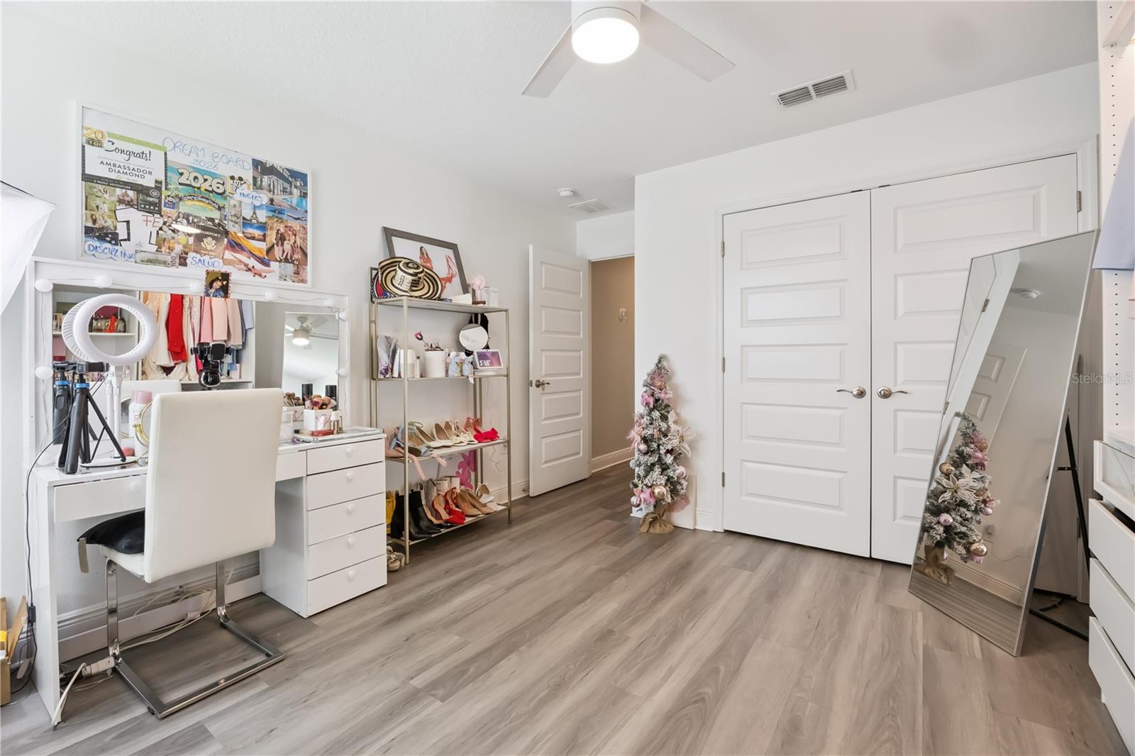 Image 22 of 34 For 10224 Atwater Bay Drive