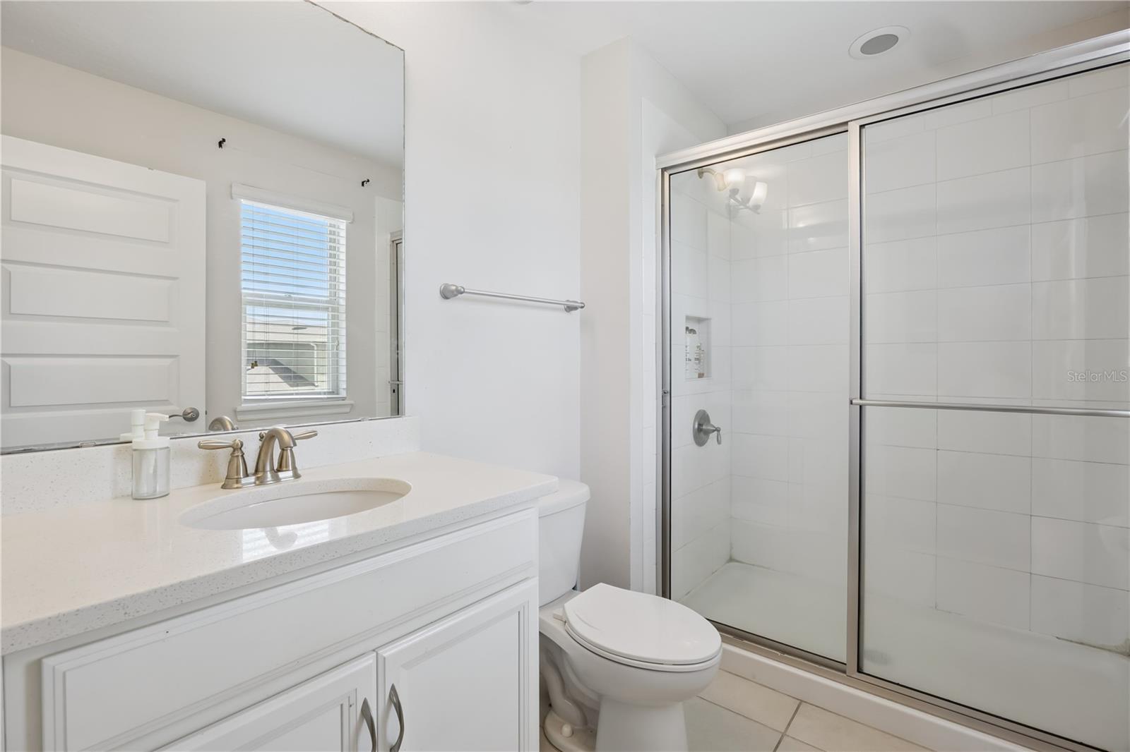 Image 23 of 34 For 10224 Atwater Bay Drive