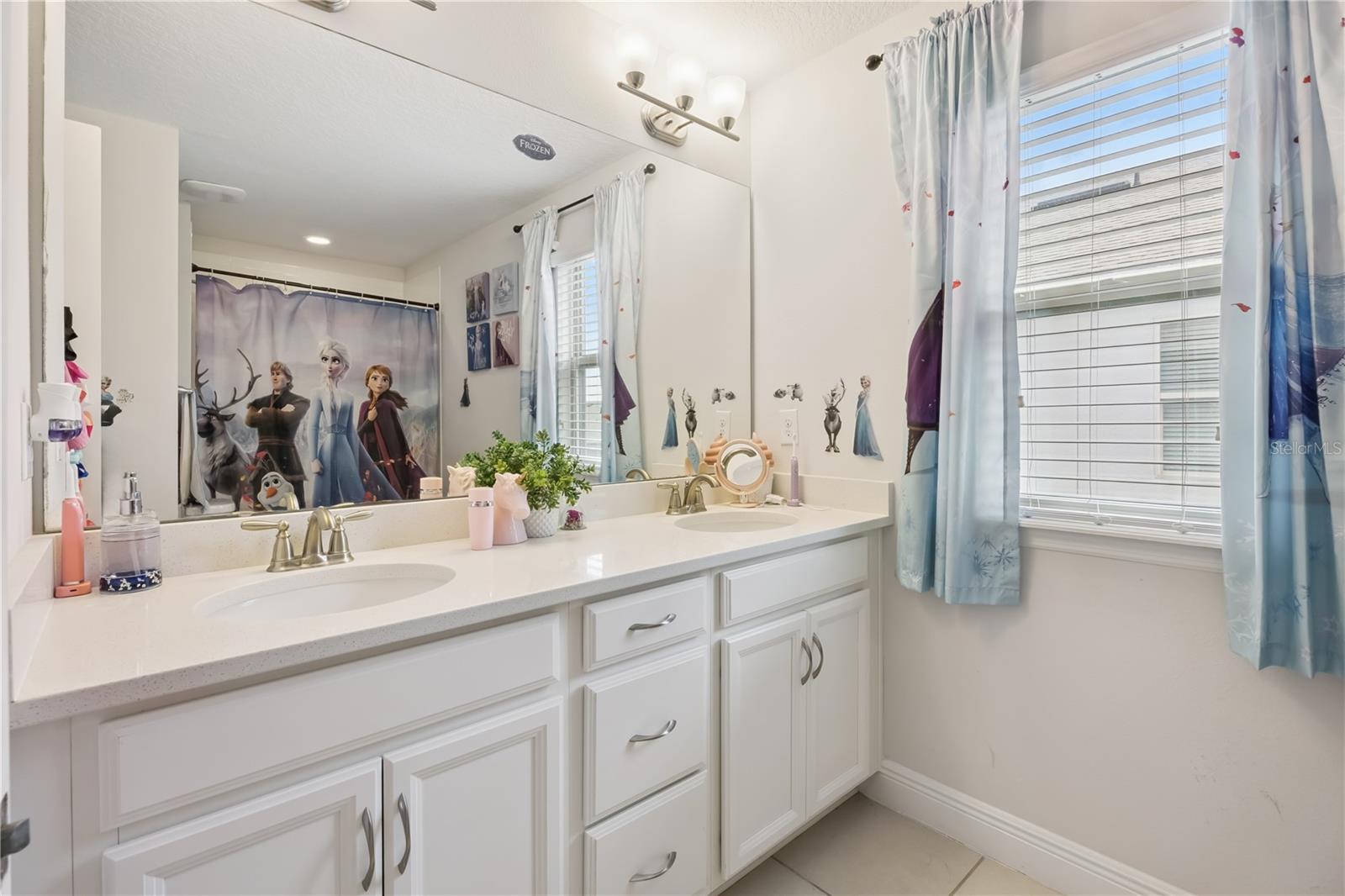 Image 24 of 34 For 10224 Atwater Bay Drive