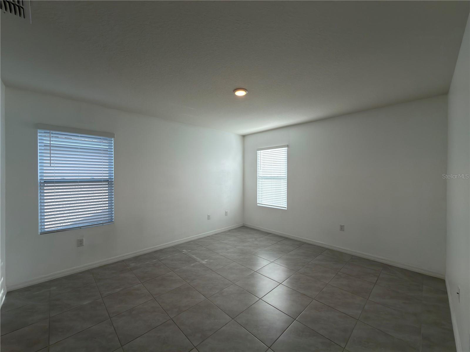Image 19 of 28 For 276 Willow Bend Drive