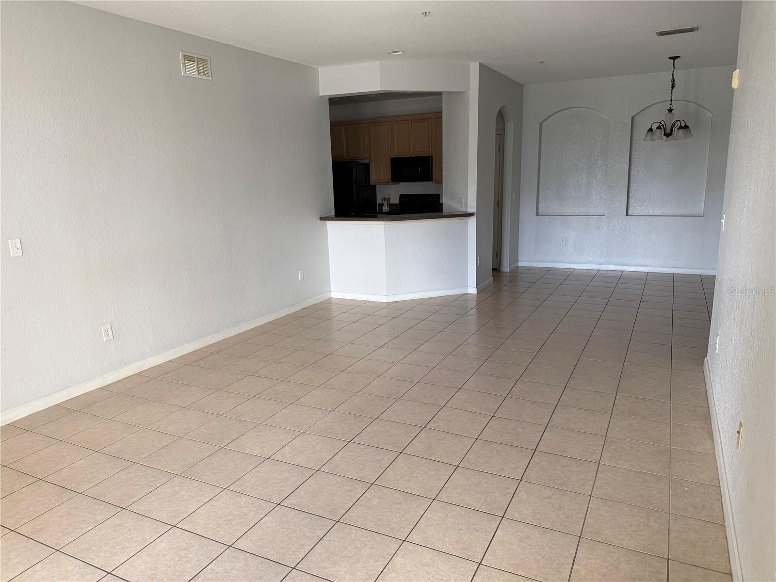 Image 11 of 25 For 3311 Whitestone Circle 201