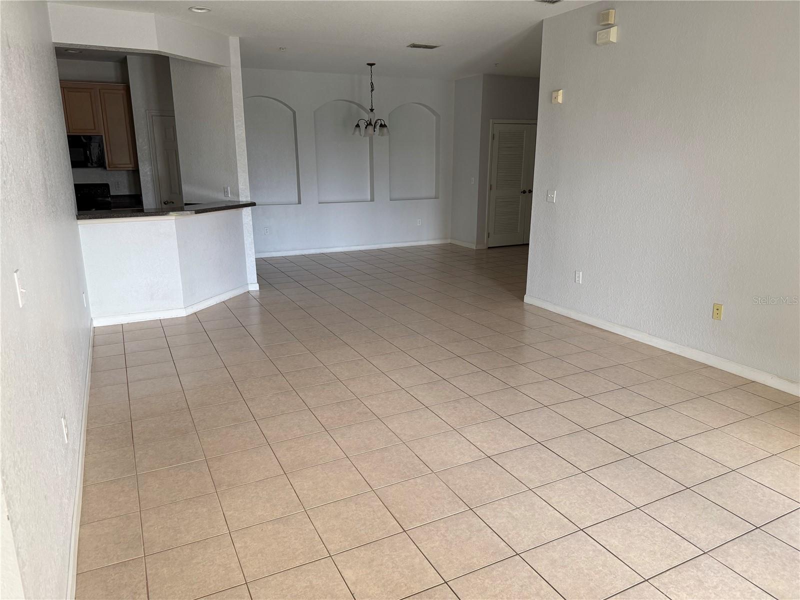 Image 12 of 25 For 3311 Whitestone Circle 201