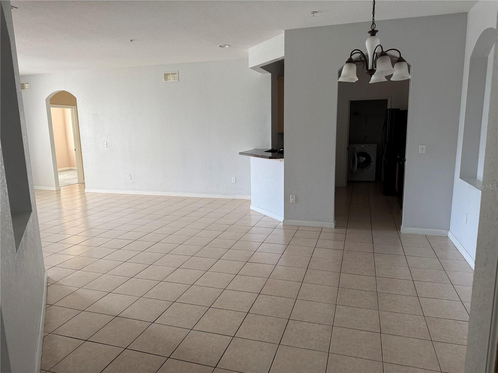 Image 5 of 25 For 3311 Whitestone Circle 201