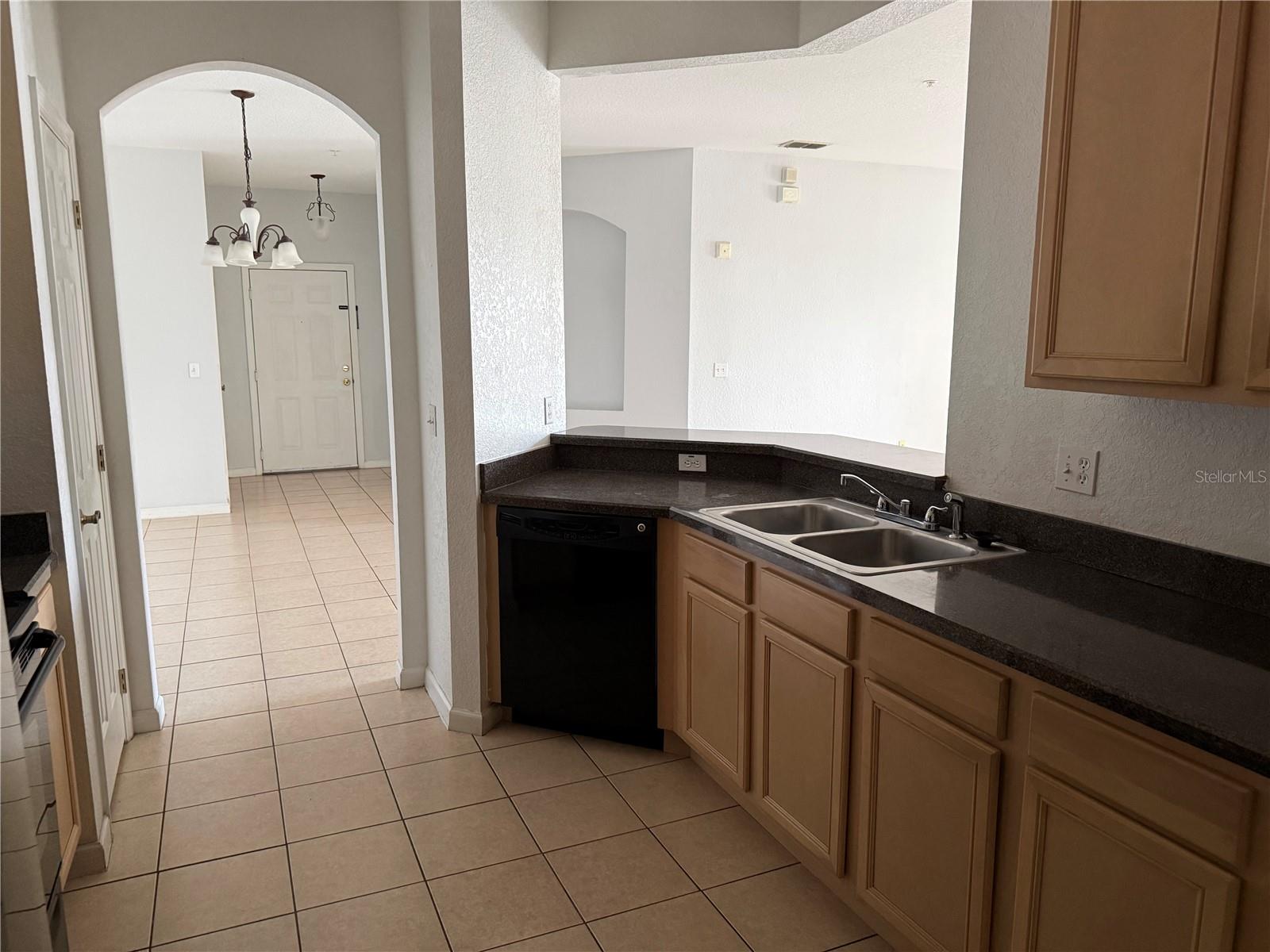 Image 9 of 25 For 3311 Whitestone Circle 201