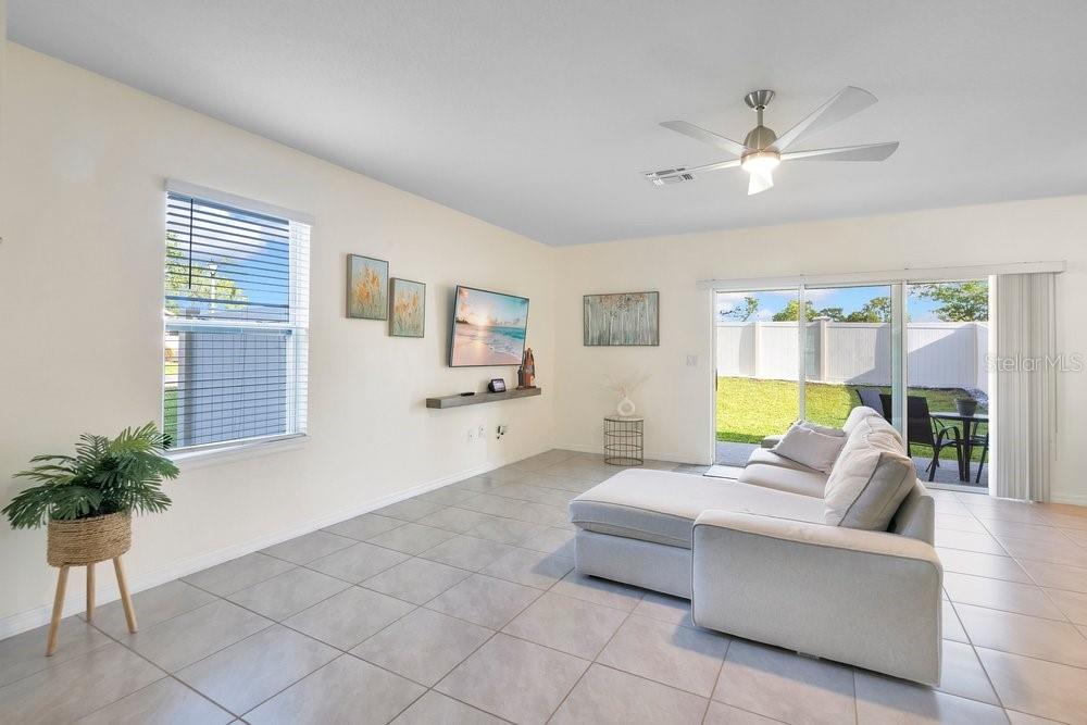 Image 5 of 37 For 9043 Carlotta Way