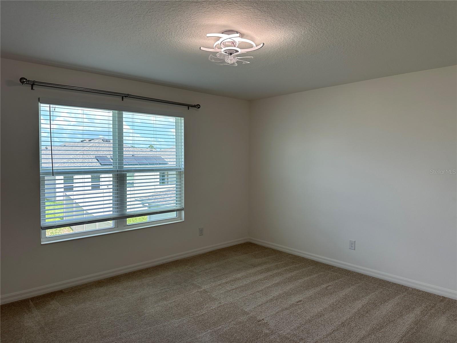 Image 4 of 20 For 212 Hamlet Loop