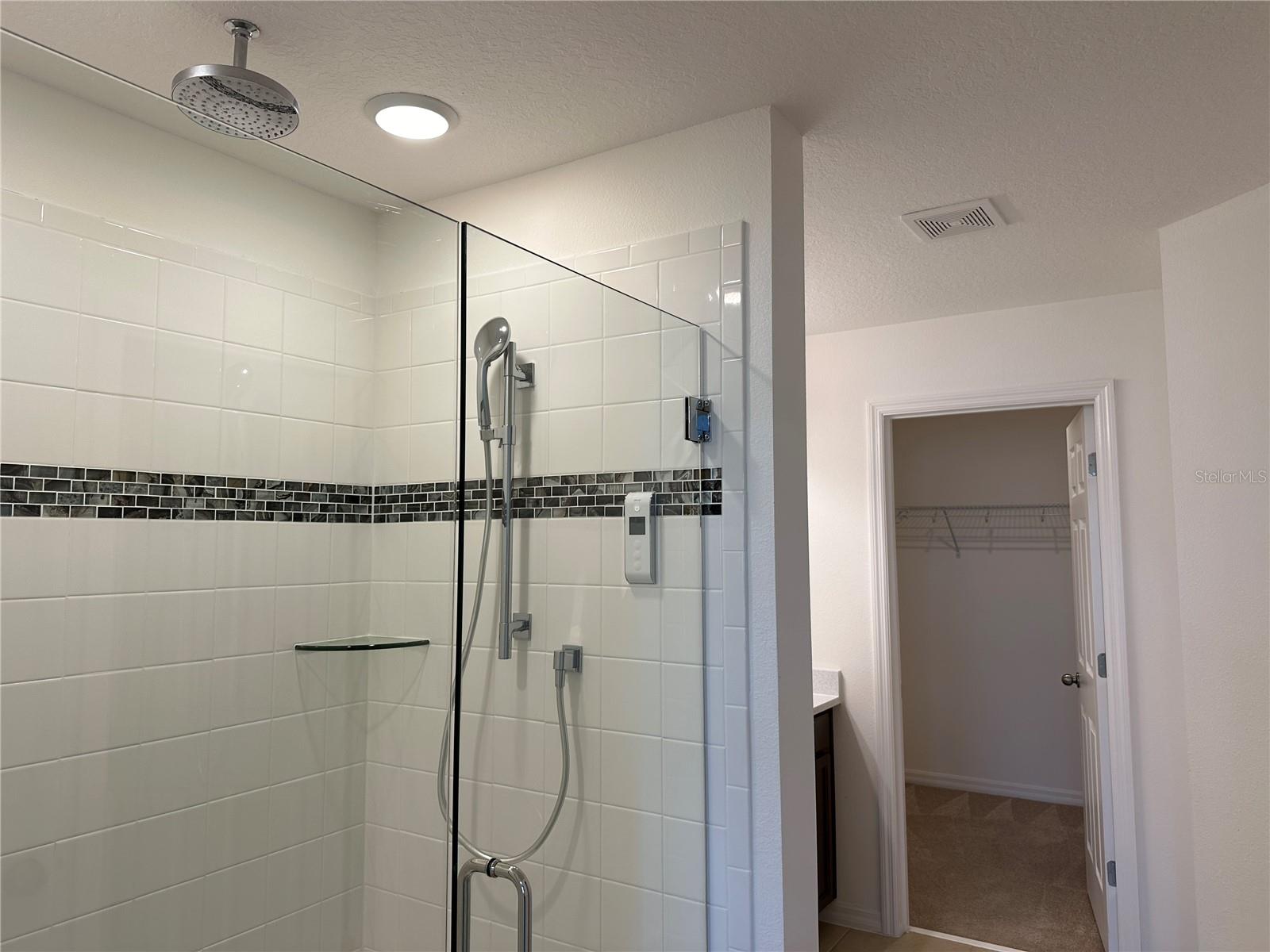 Image 5 of 20 For 212 Hamlet Loop