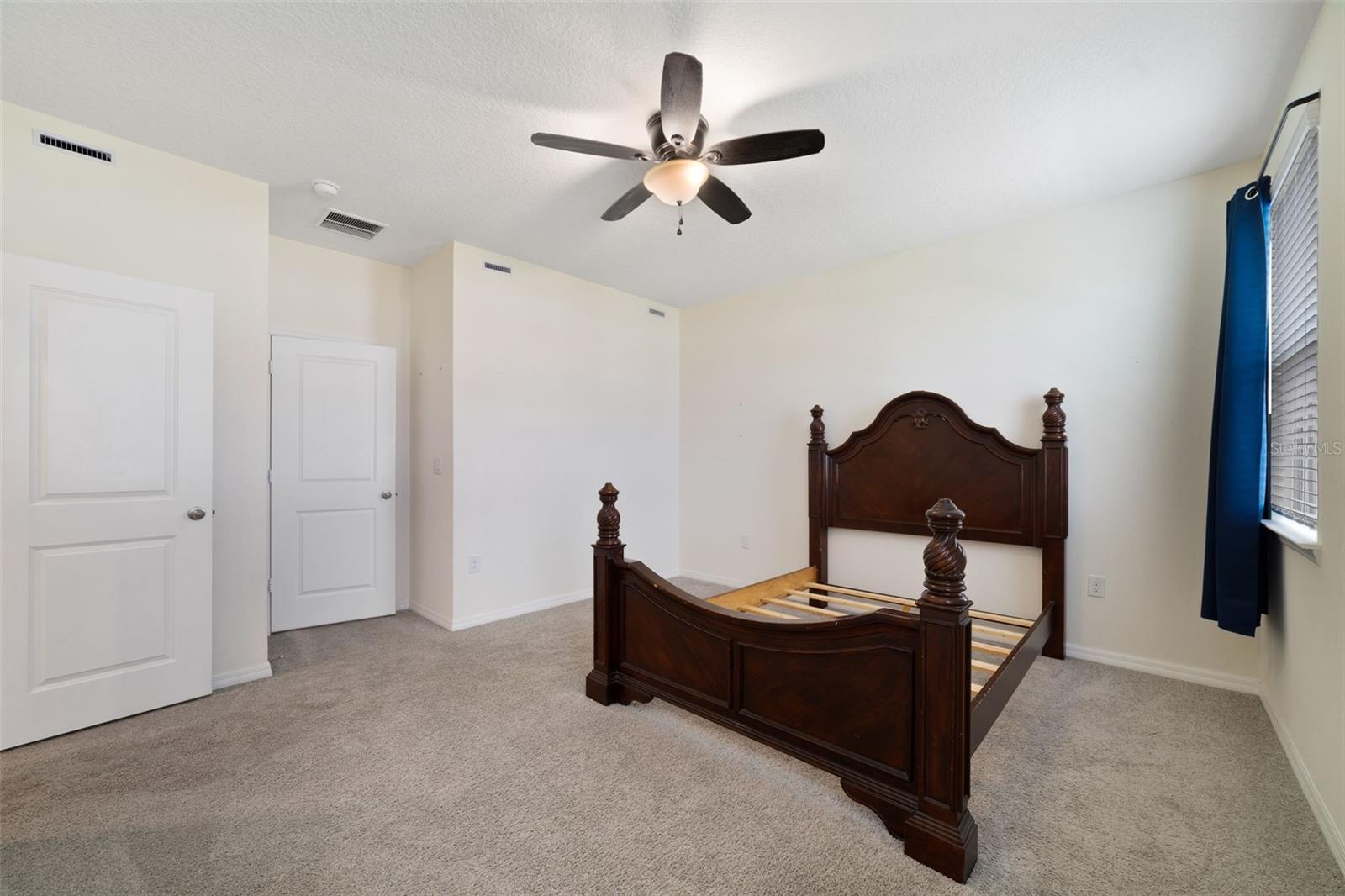 Image 17 of 27 For 4371 Creek Cove Lane