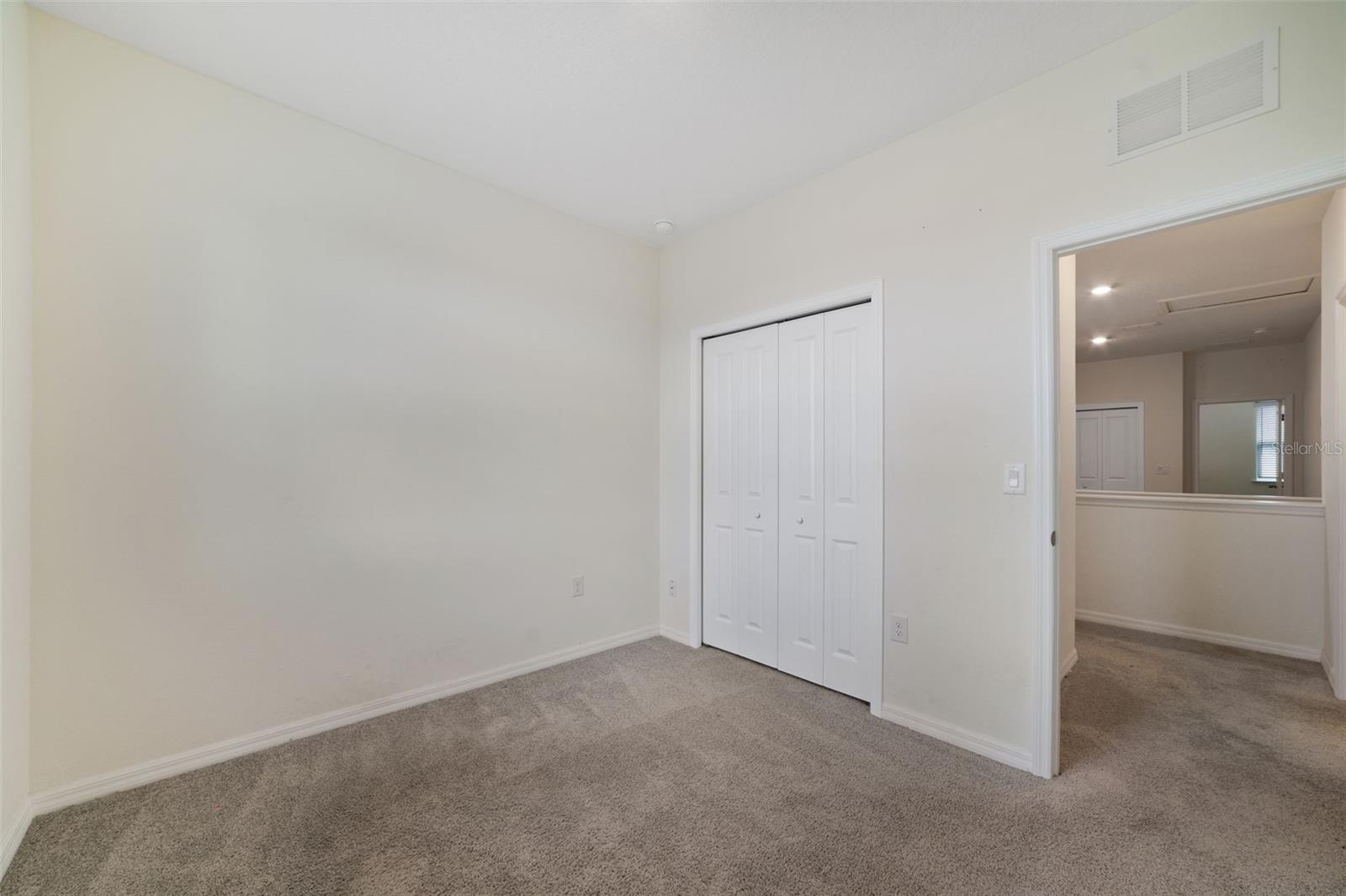 Image 19 of 27 For 4371 Creek Cove Lane