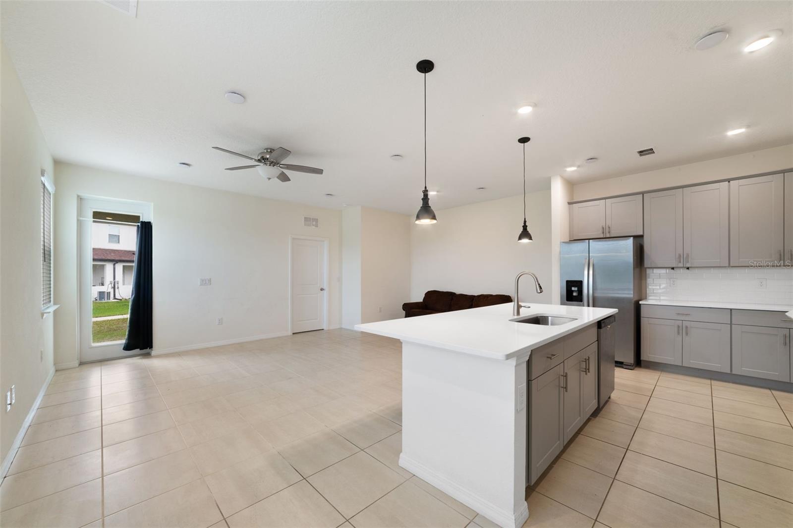 Image 6 of 27 For 4371 Creek Cove Lane