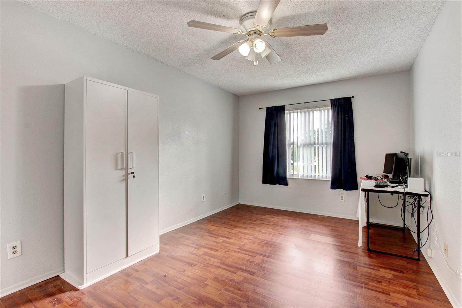 Image 16 of 25 For 9908 Sweepstakes Lane 8