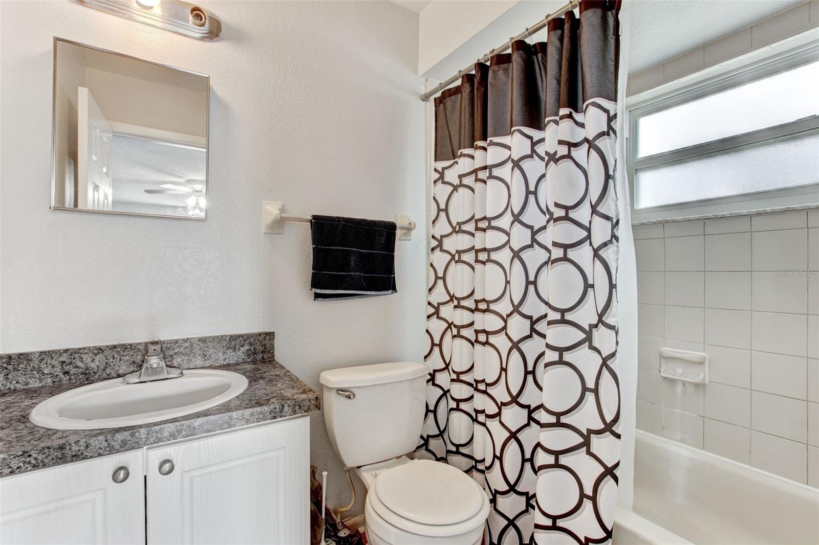 Image 19 of 25 For 9908 Sweepstakes Lane 8