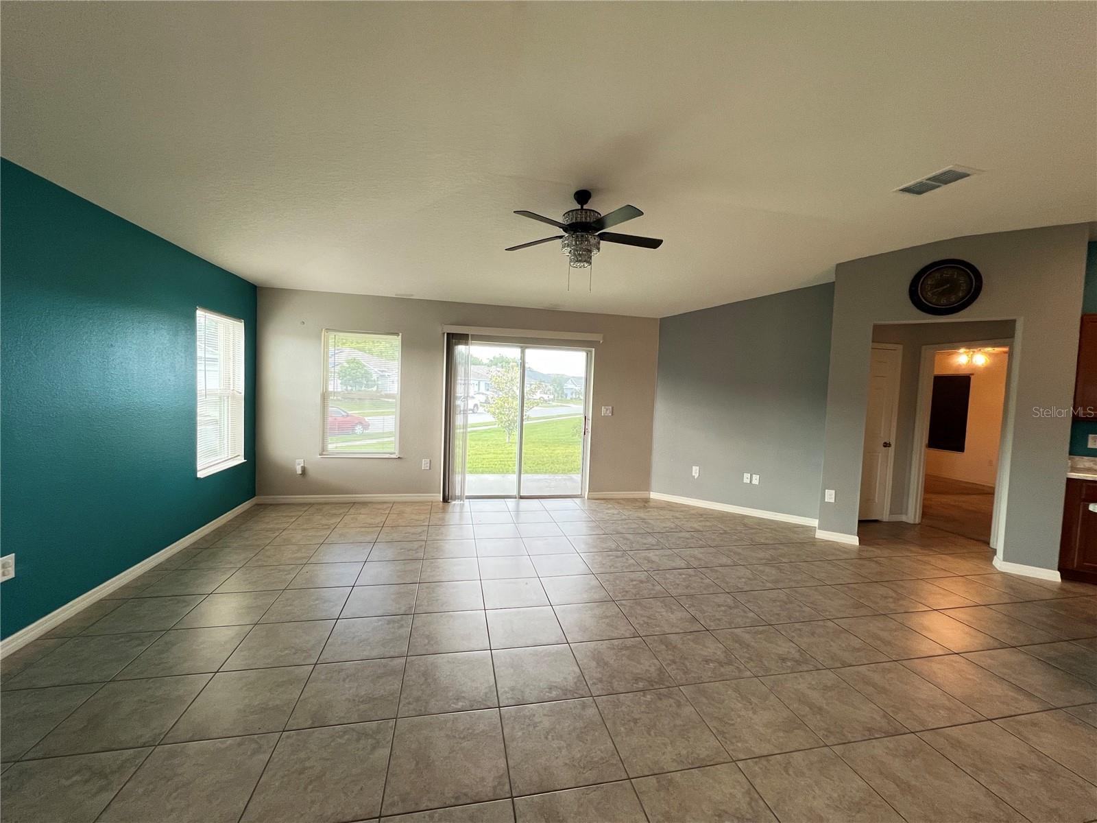 Image 15 of 35 For 4751 Maplewild Lane