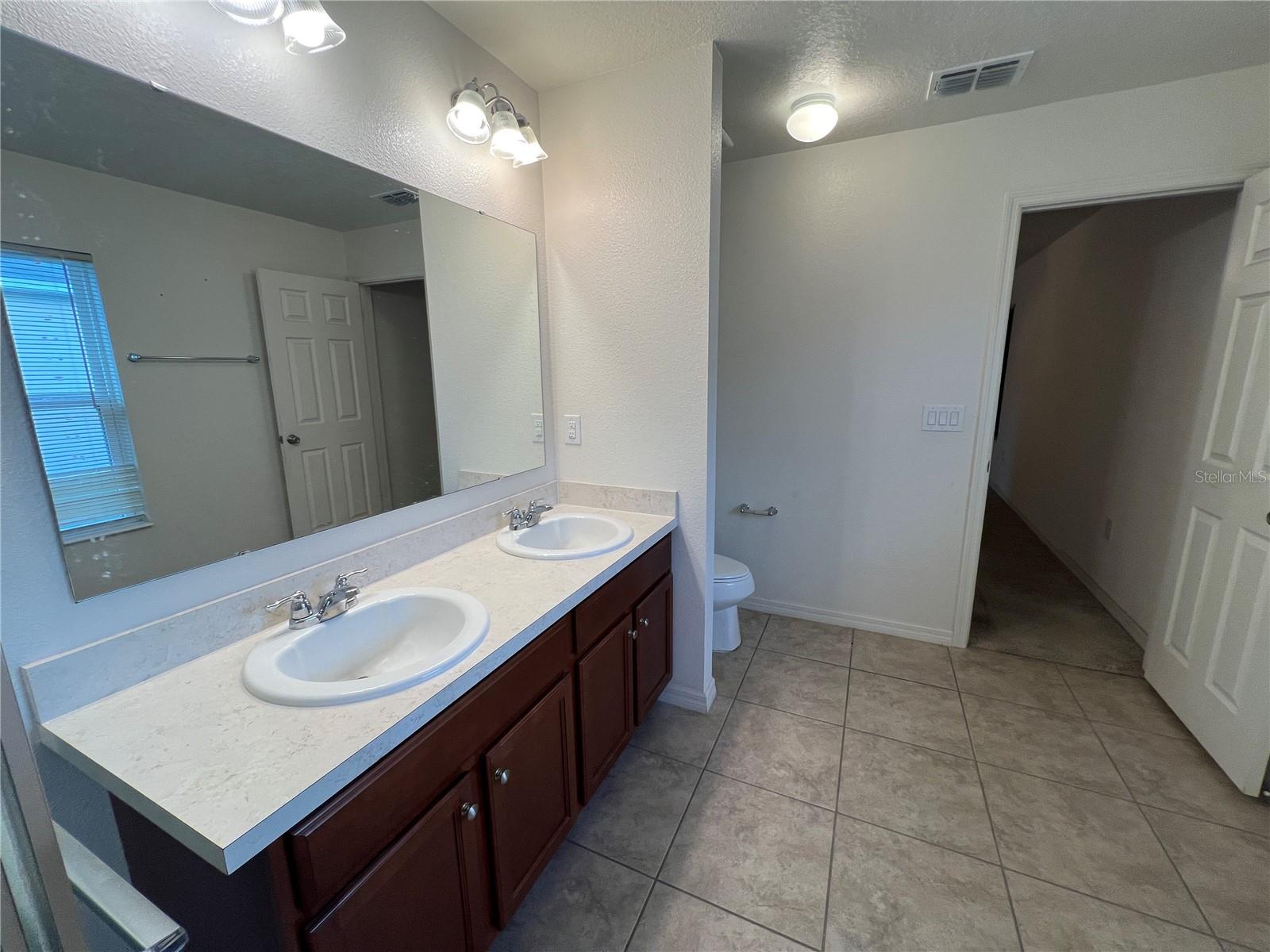 Image 26 of 35 For 4751 Maplewild Lane