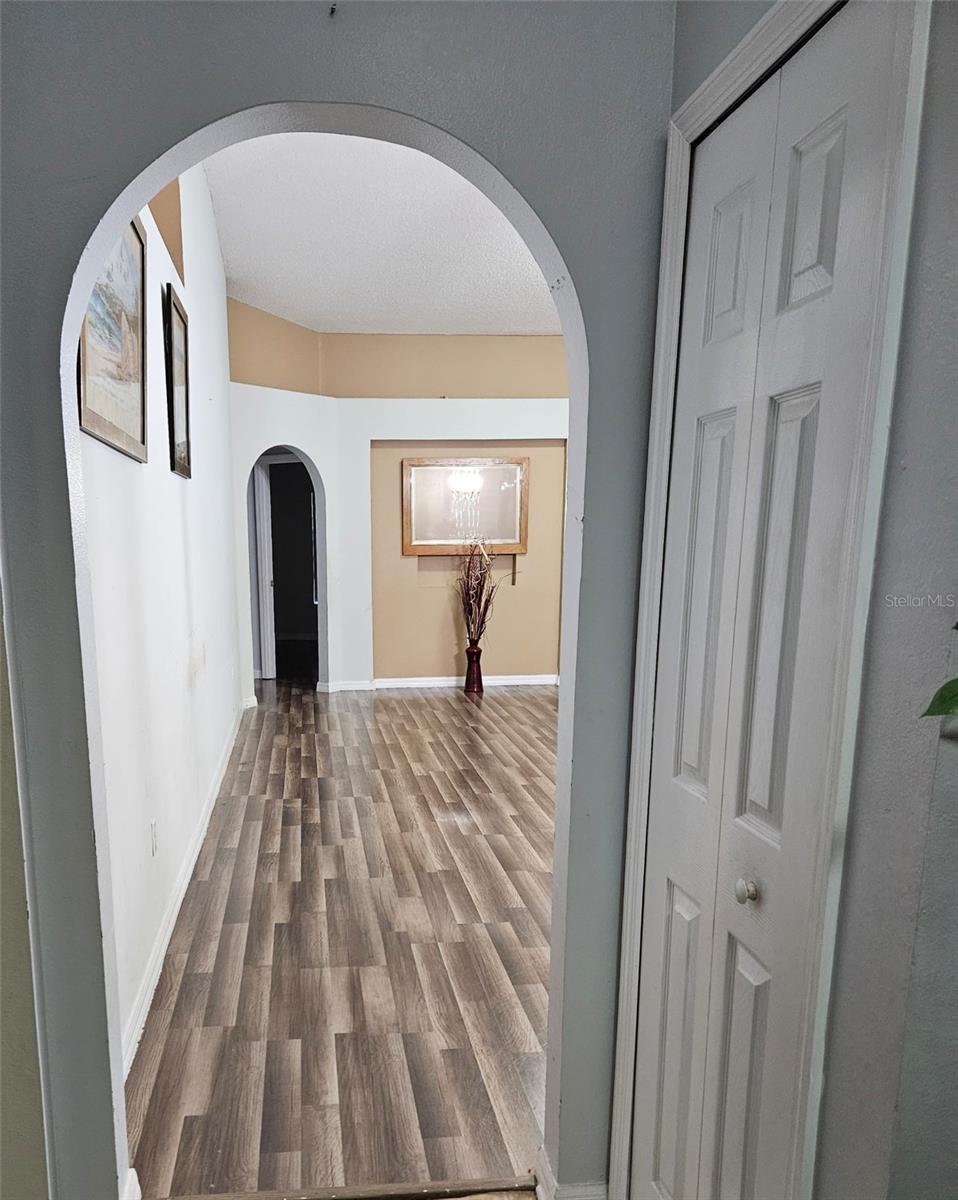 Image 14 of 16 For 605 Blake Avenue