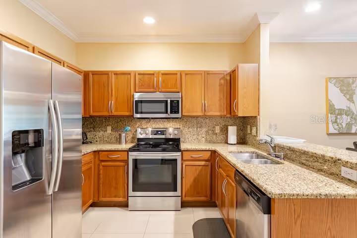 Image 13 of 38 For 3041 Ashland Ln S