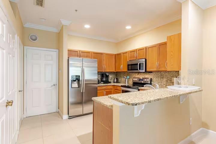 Image 15 of 38 For 3041 Ashland Ln S