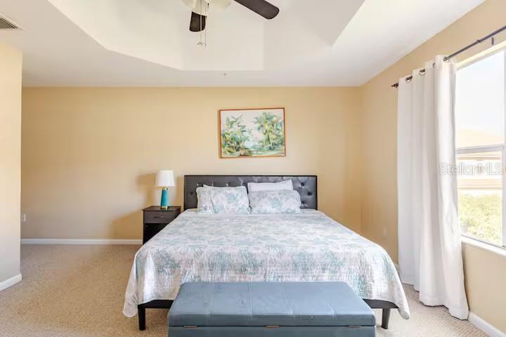 Image 18 of 38 For 3041 Ashland Ln S