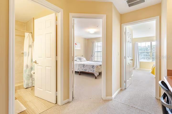 Image 25 of 38 For 3041 Ashland Ln S