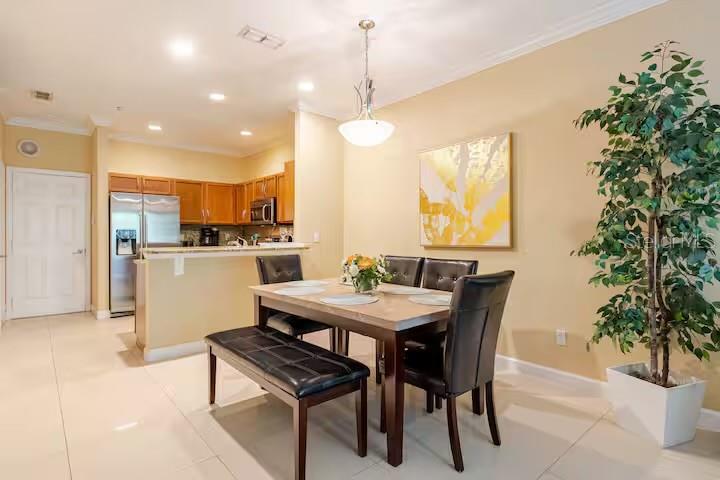 Image 7 of 38 For 3041 Ashland Ln S