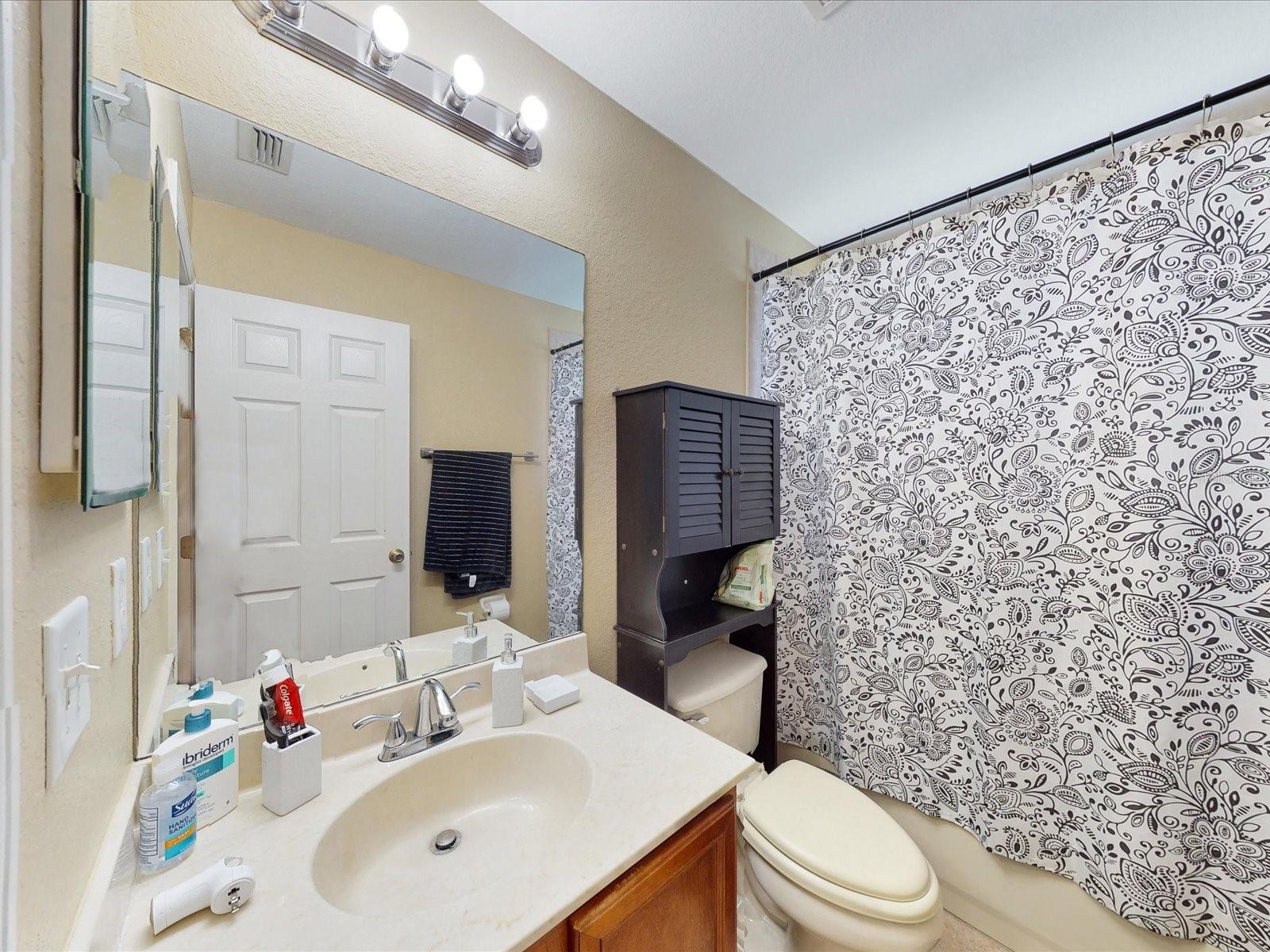 Image 16 of 38 For 2949 Langdon Lane S