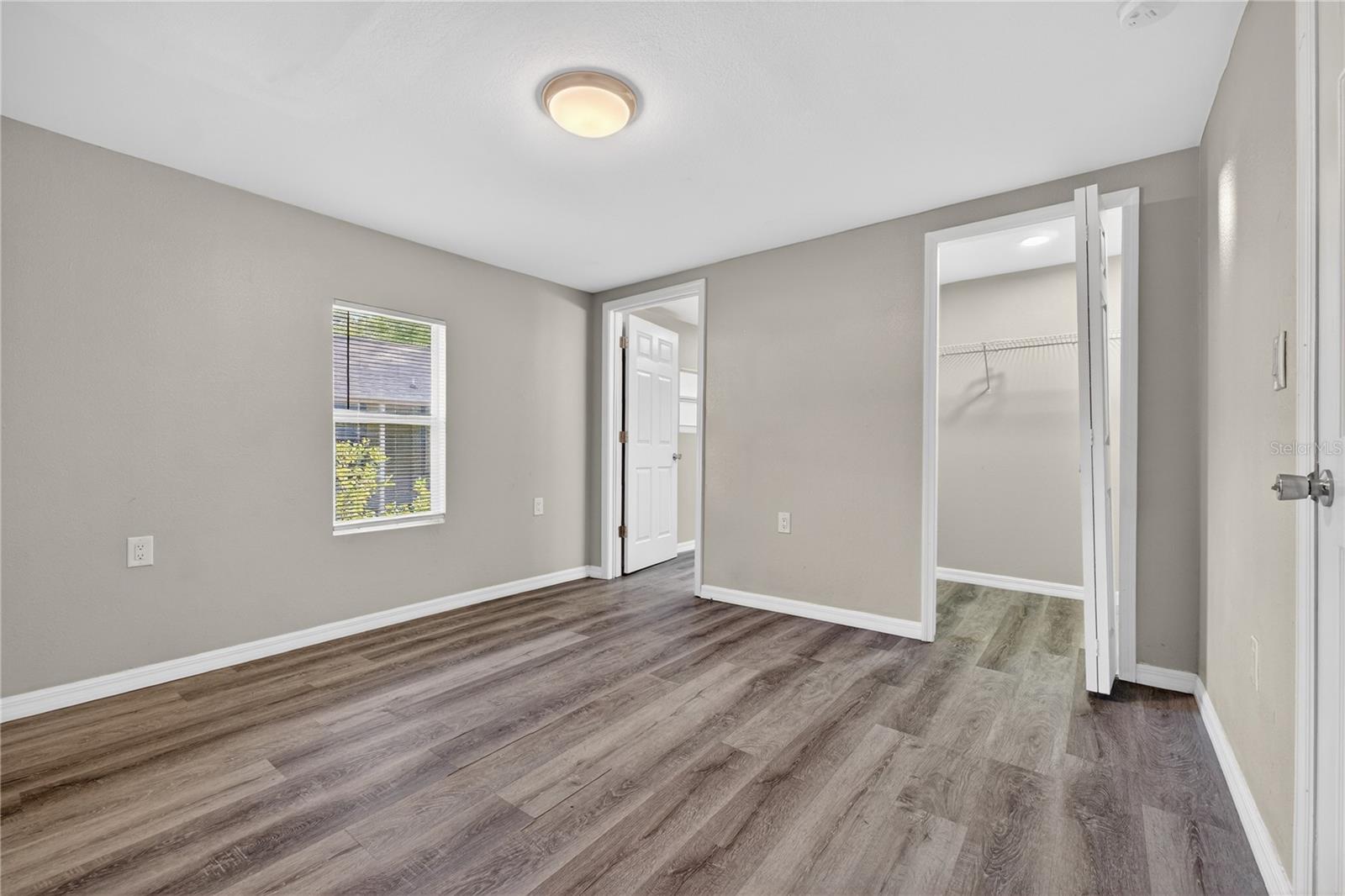 Image 11 of 34 For 514 Walnut Street