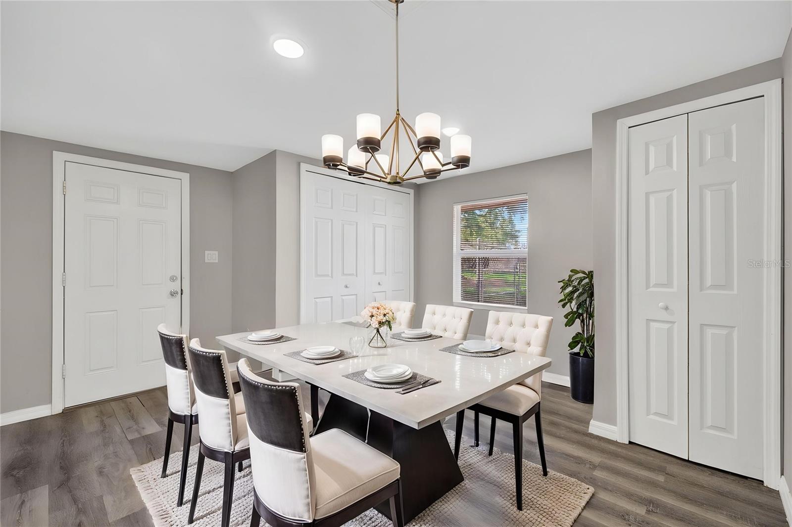 Image 23 of 34 For 514 Walnut Street