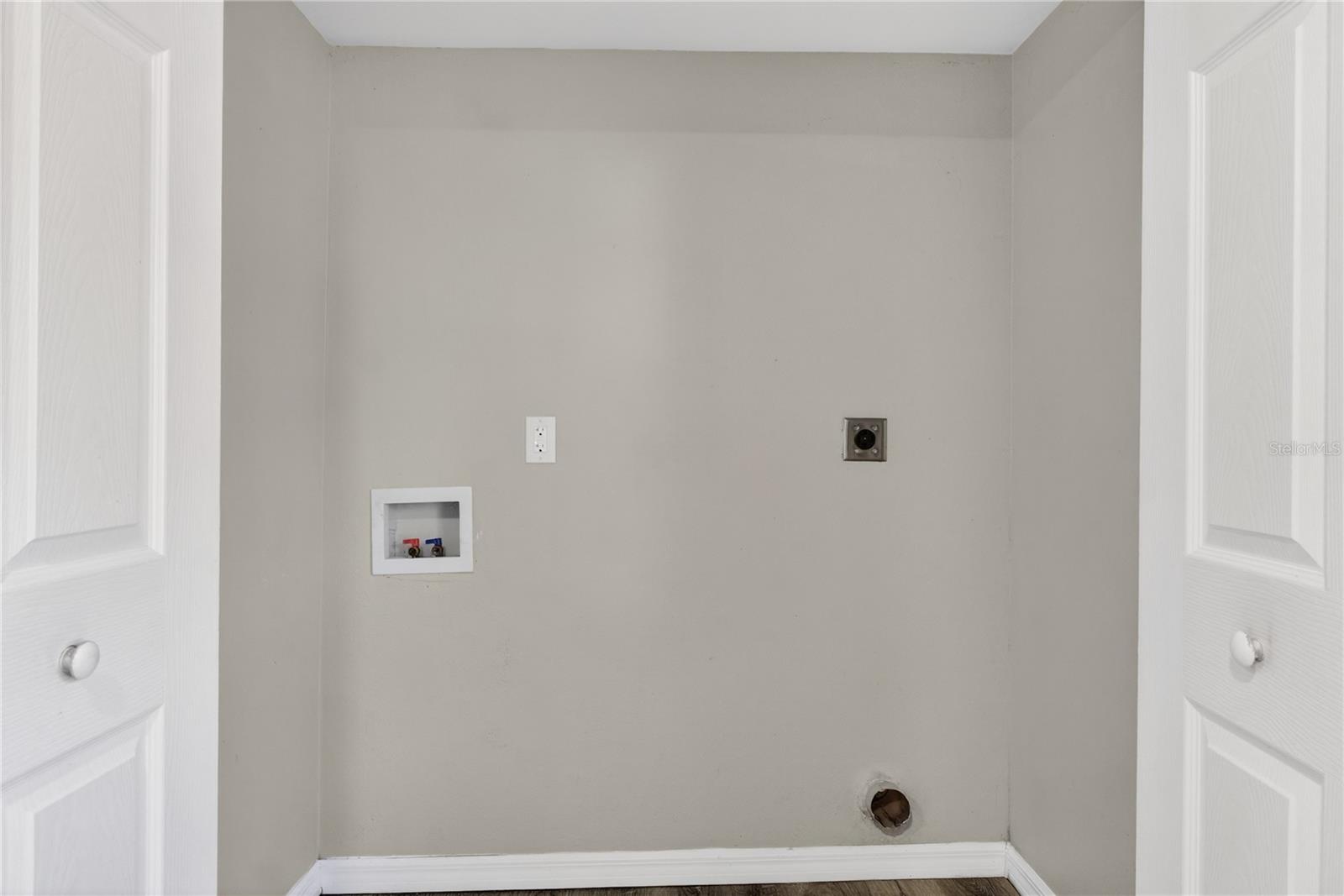 Image 25 of 34 For 514 Walnut Street