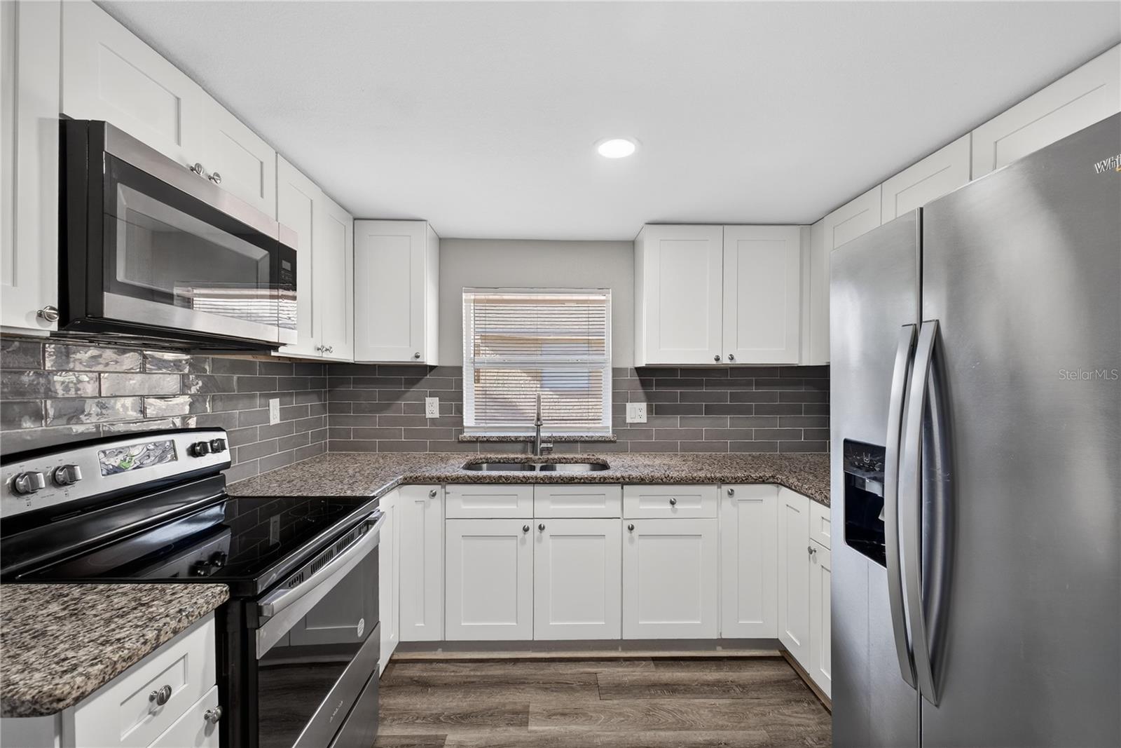 Image 7 of 34 For 514 Walnut Street