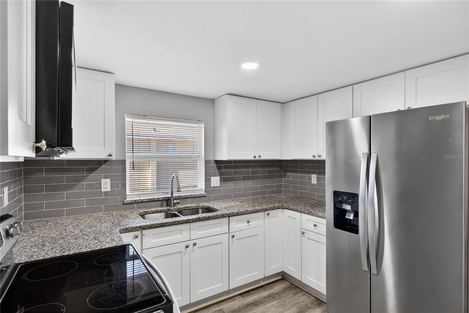 Image 8 of 34 For 514 Walnut Street