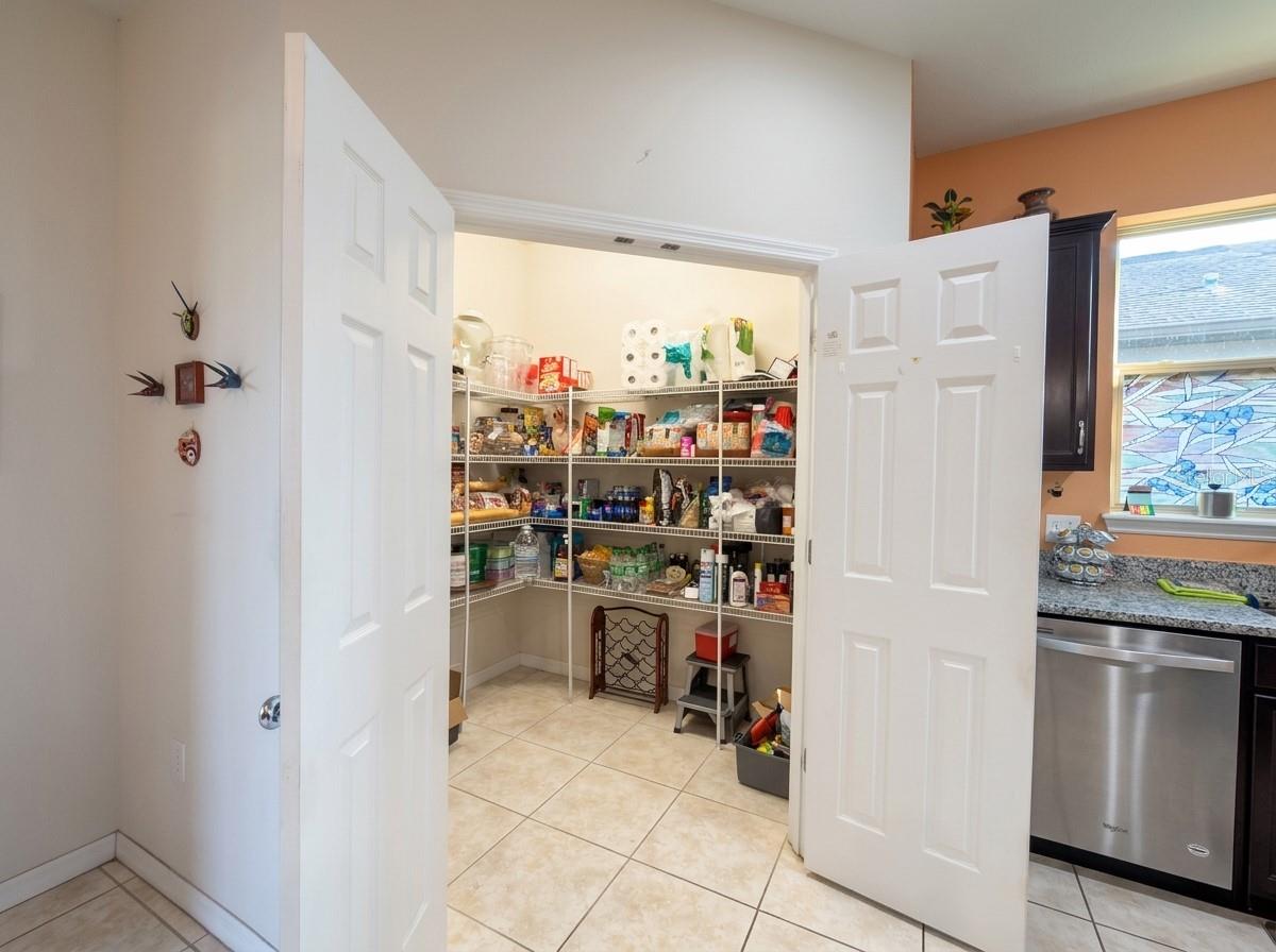 Image 14 of 61 For 3986 Baja Drive