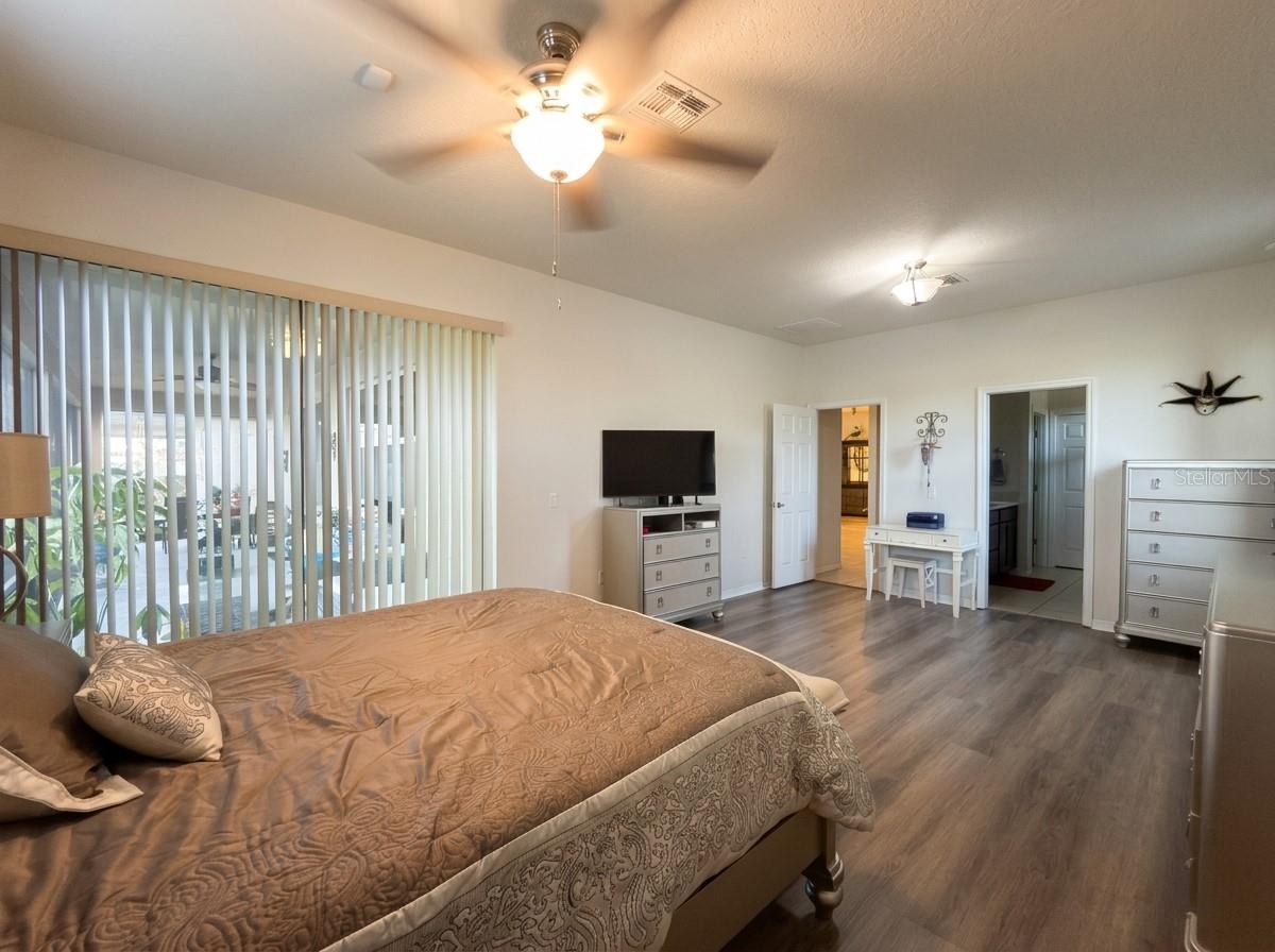 Image 25 of 61 For 3986 Baja Drive