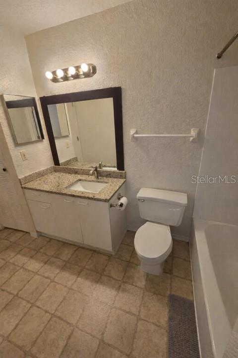 Image 8 of 13 For 1622 Columbia Arms Circle 268