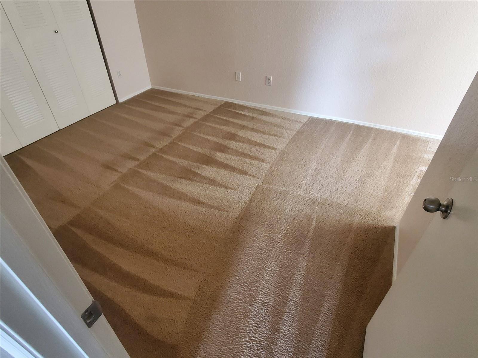 Image 17 of 23 For 1604 Columbia Arms Circle 216