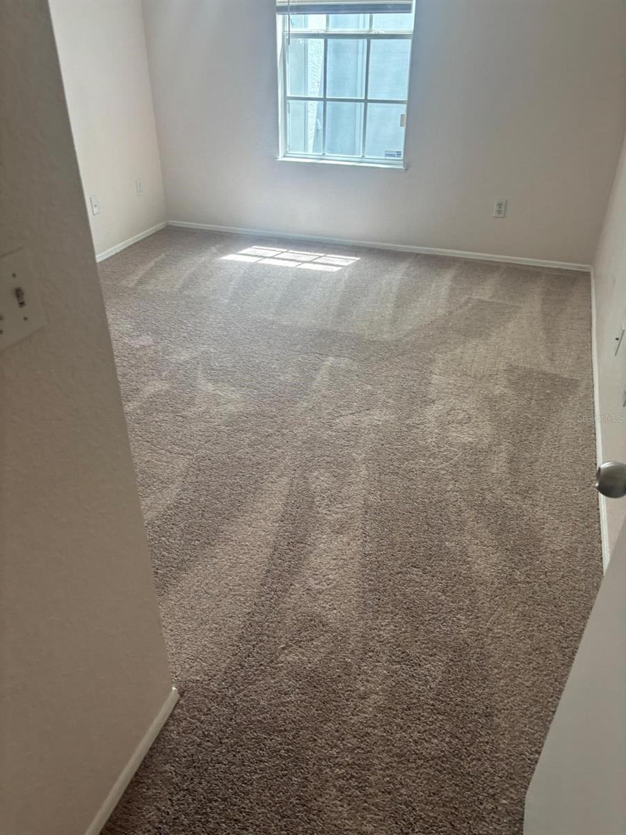 Image 18 of 23 For 1604 Columbia Arms Circle 216