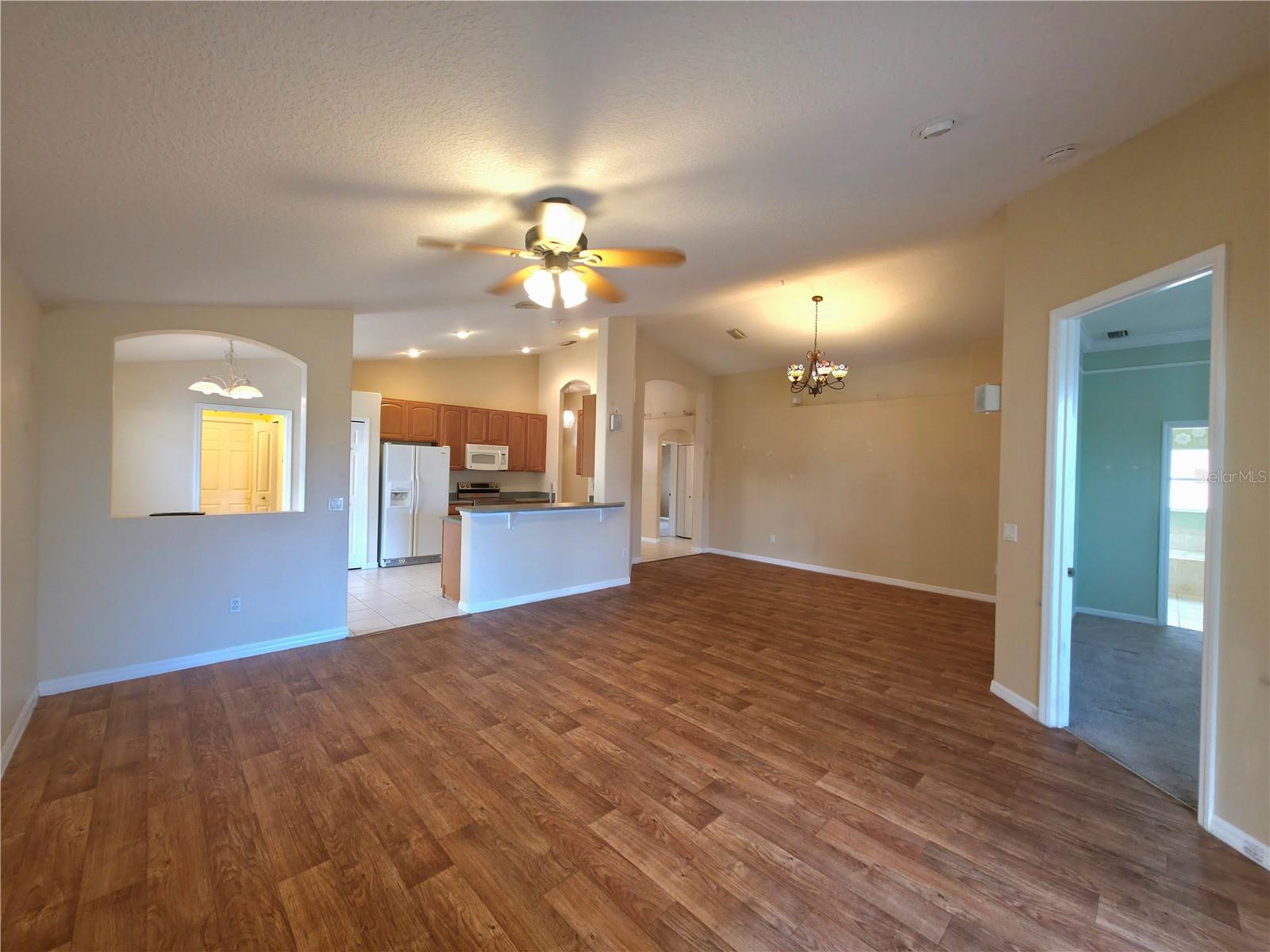 Image 11 of 39 For 5465 High Pasture Way