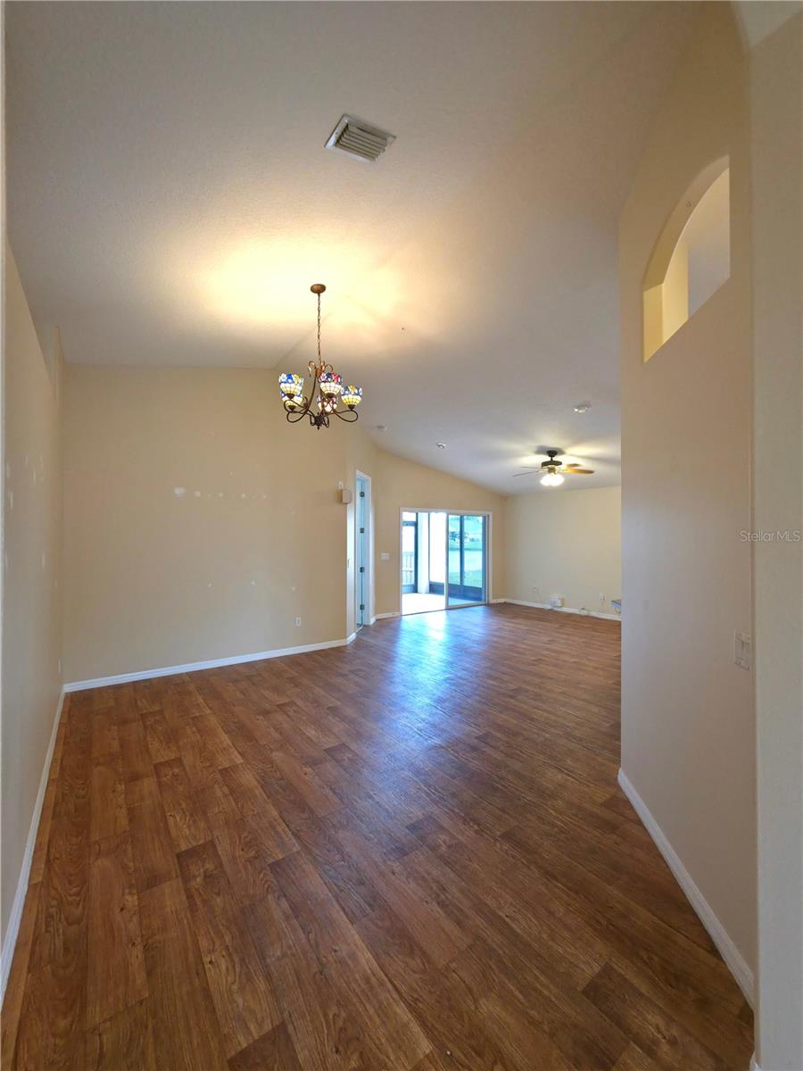 Image 7 of 39 For 5465 High Pasture Way