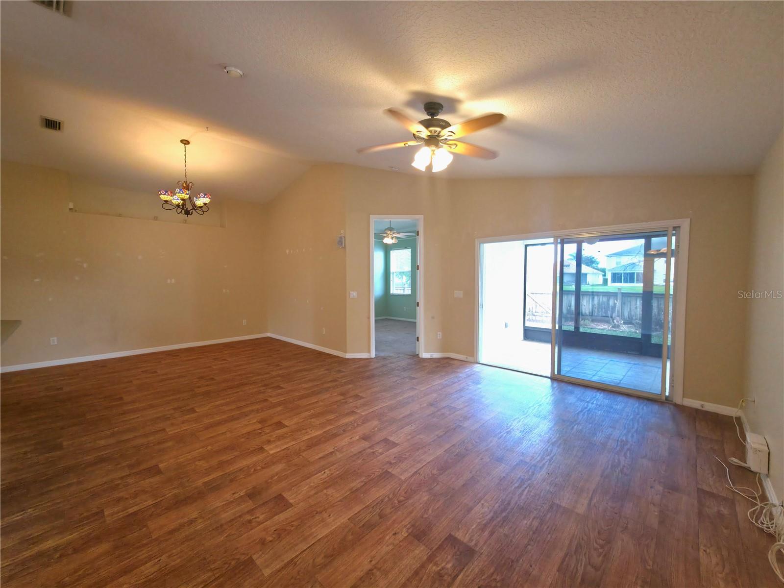 Image 9 of 39 For 5465 High Pasture Way