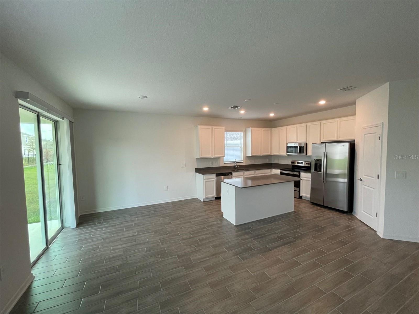 Image 15 of 27 For 660 Tanaro Lane