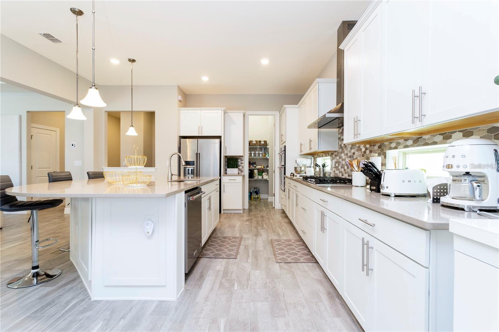 Image 25 of 100 For 7797 Wandering Way