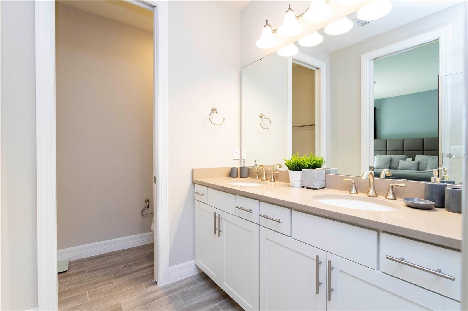 Image 72 of 100 For 7797 Wandering Way