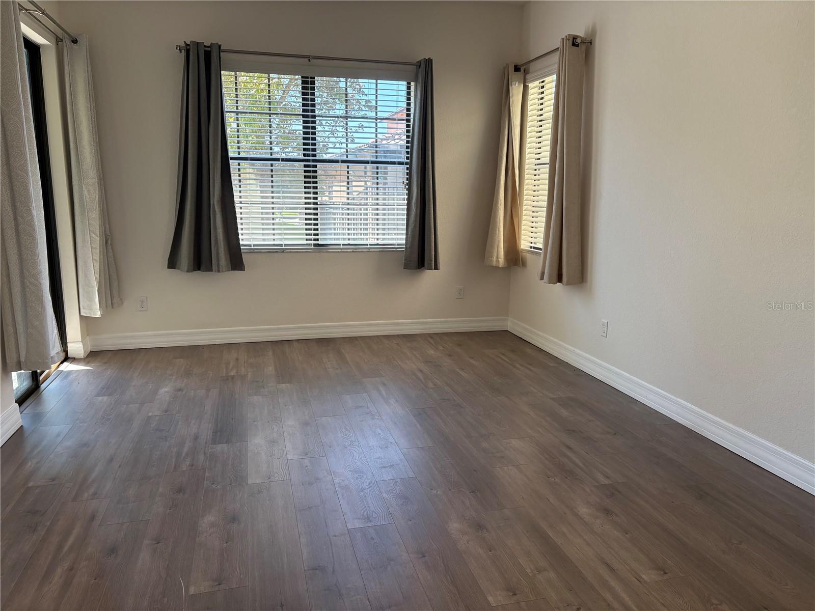 Image 15 of 16 For 10490 Henbury Street