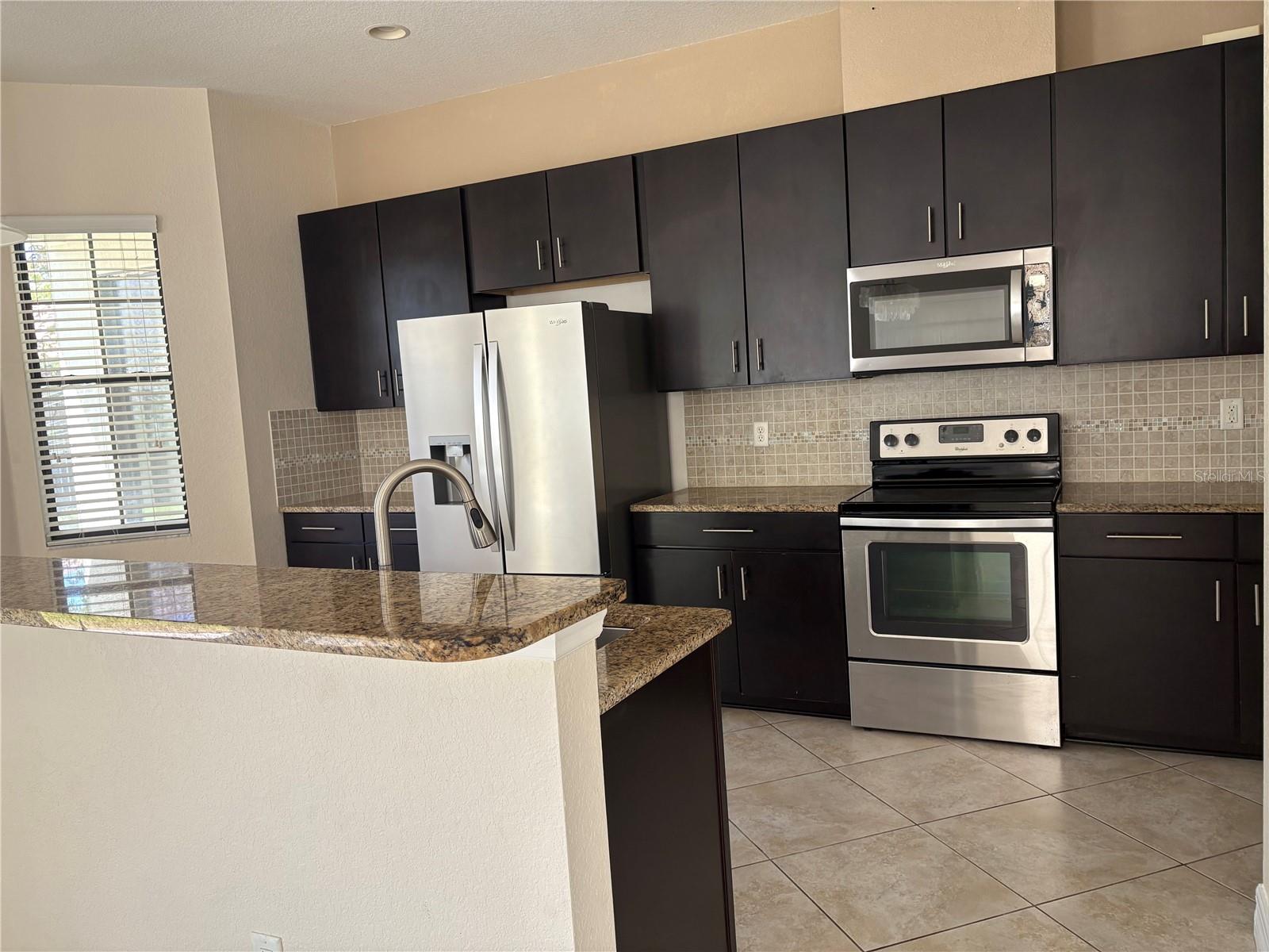 Image 4 of 16 For 10490 Henbury Street