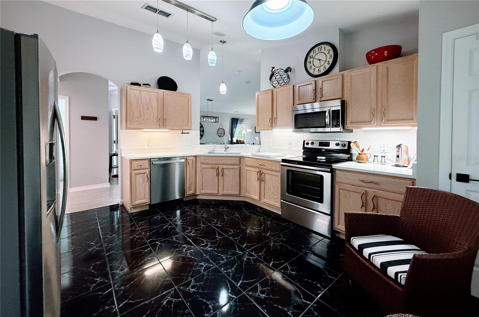 Image 15 of 71 For 336 Grand Canal Drive