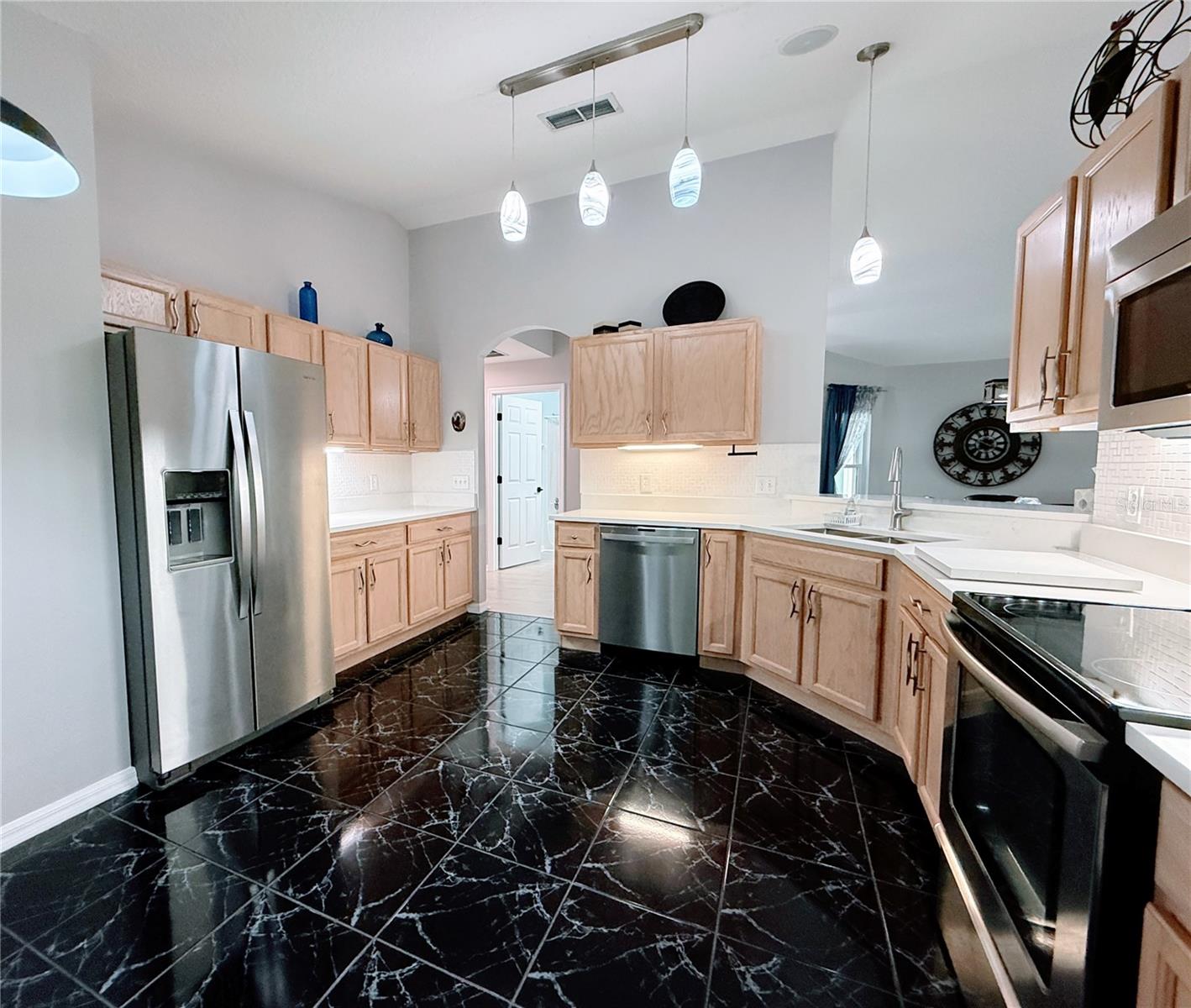 Image 16 of 71 For 336 Grand Canal Drive