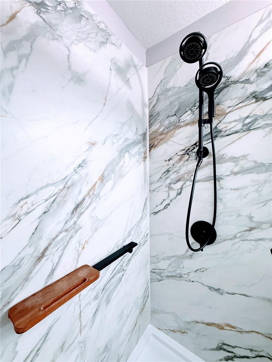 Image 22 of 71 For 336 Grand Canal Drive