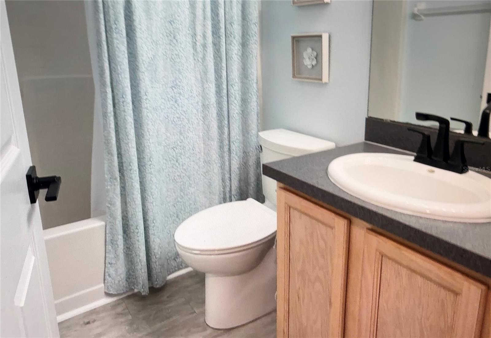 Image 28 of 71 For 336 Grand Canal Drive