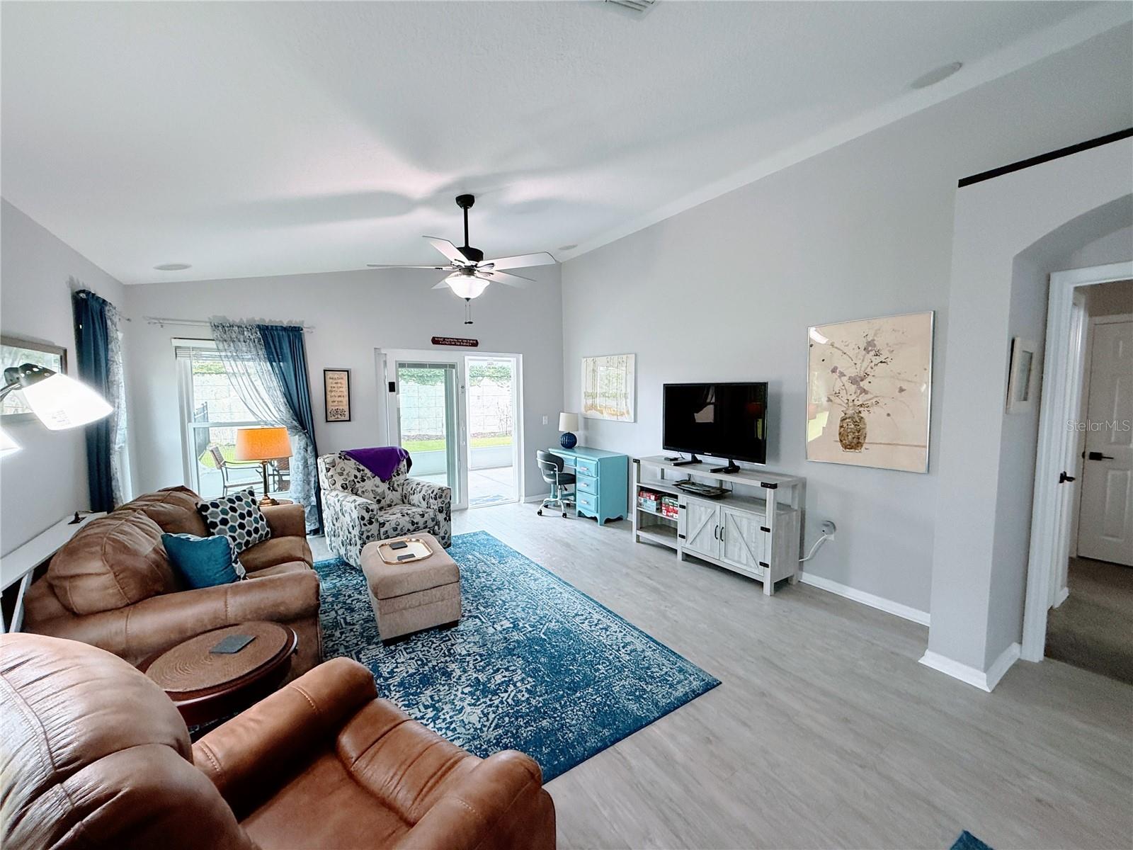 Image 8 of 71 For 336 Grand Canal Drive