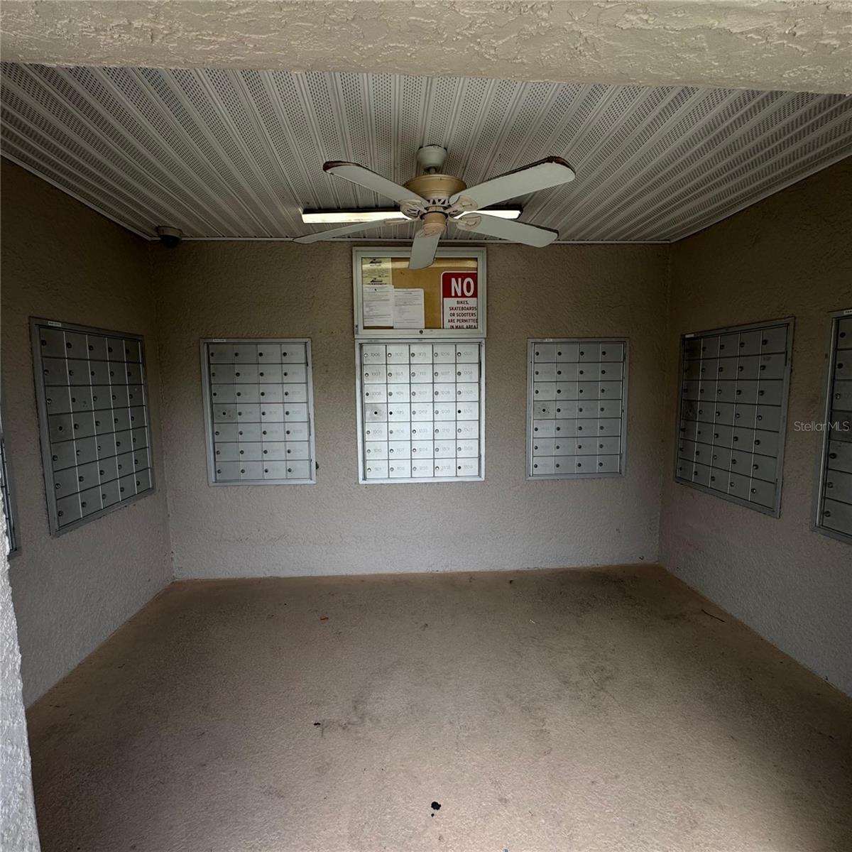 Image 23 of 23 For 306 Kensington Lake Circle