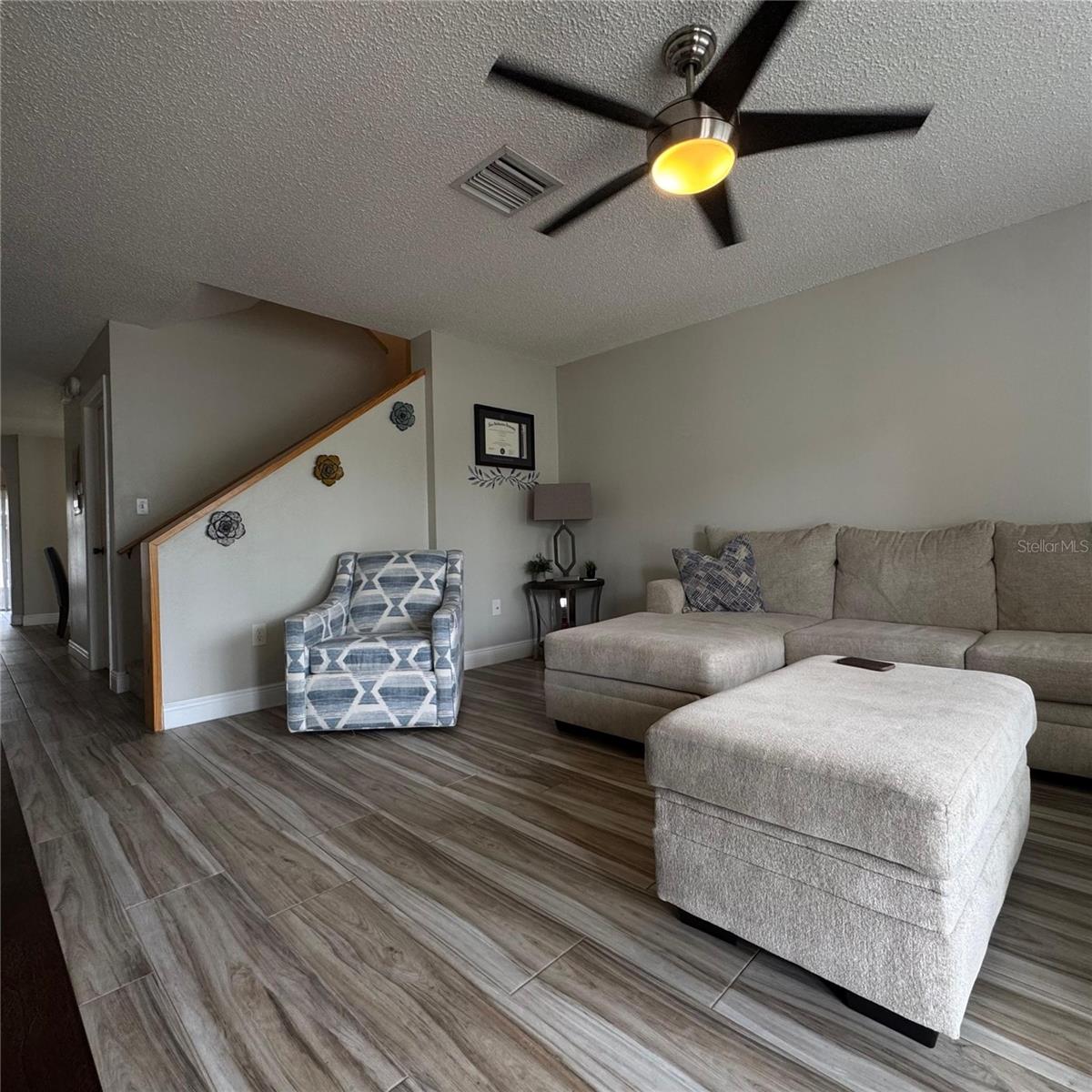 Image 4 of 23 For 306 Kensington Lake Circle